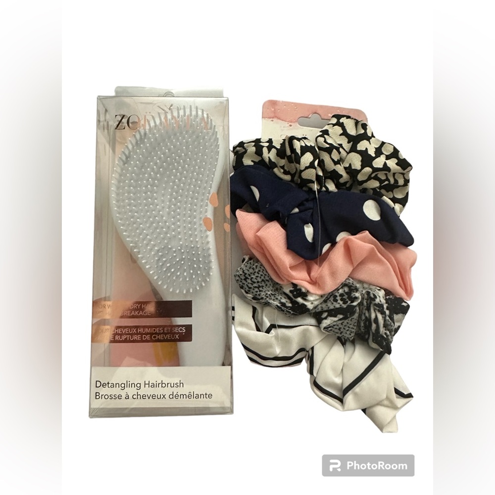 Zoe Ayla Hair Brush and Scrunchie Bundle